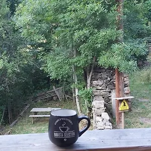 https://maison-de-montagne-la-dahute.fr-provencehotel.com