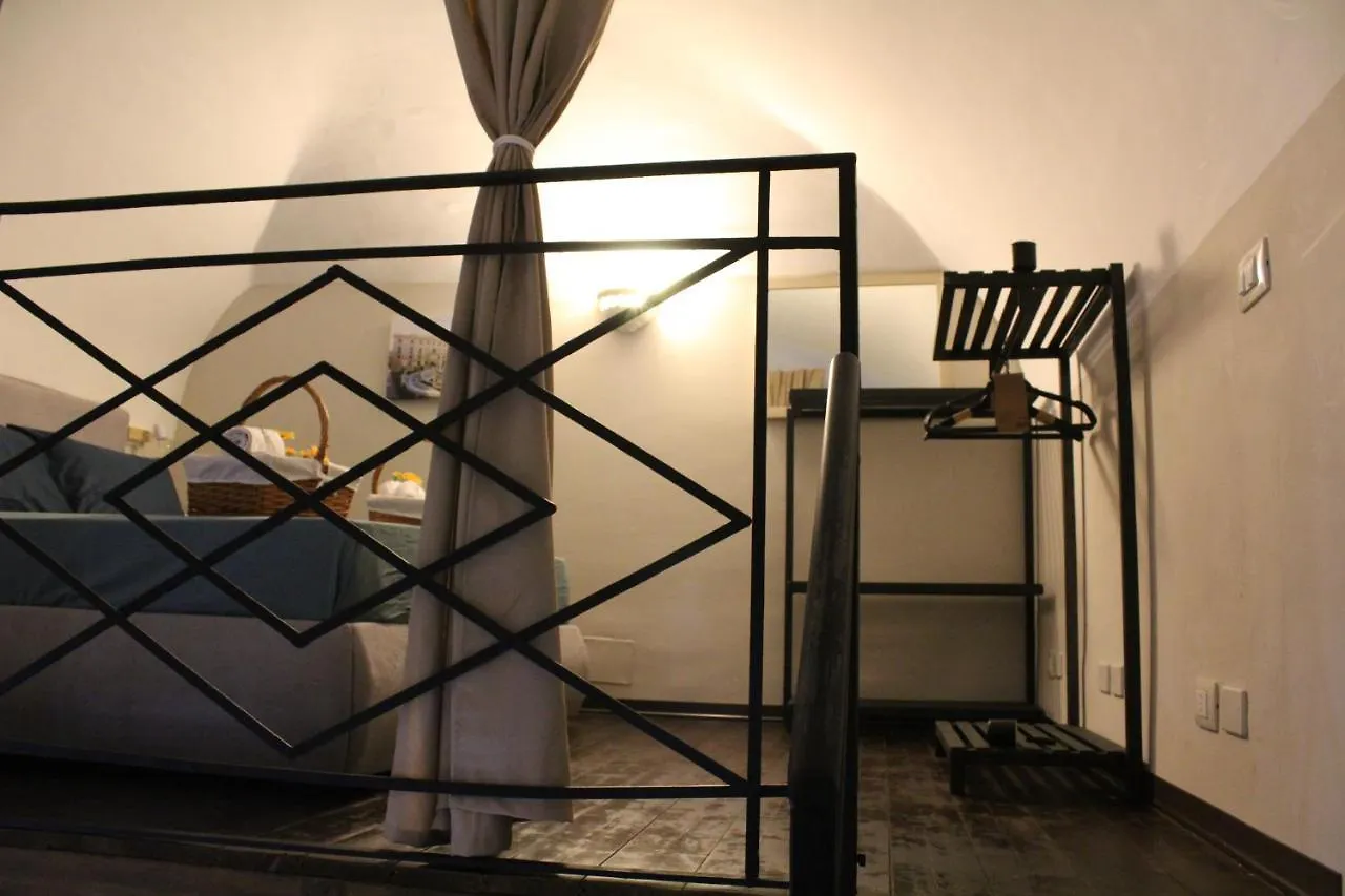 Gdm Central Apartment Palermo 0*,  Italy
