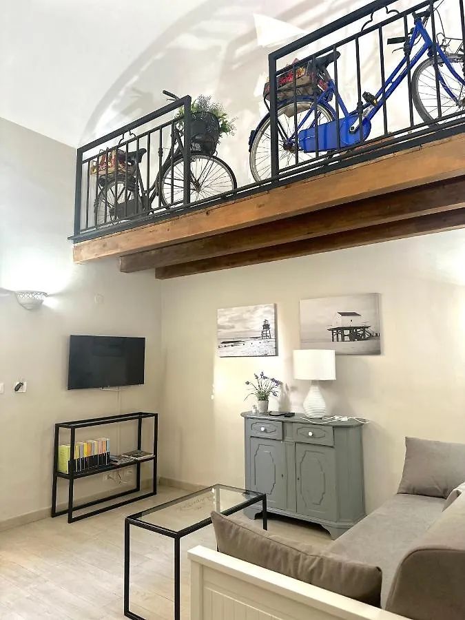 Gdm Central Apartment Palermo Italy