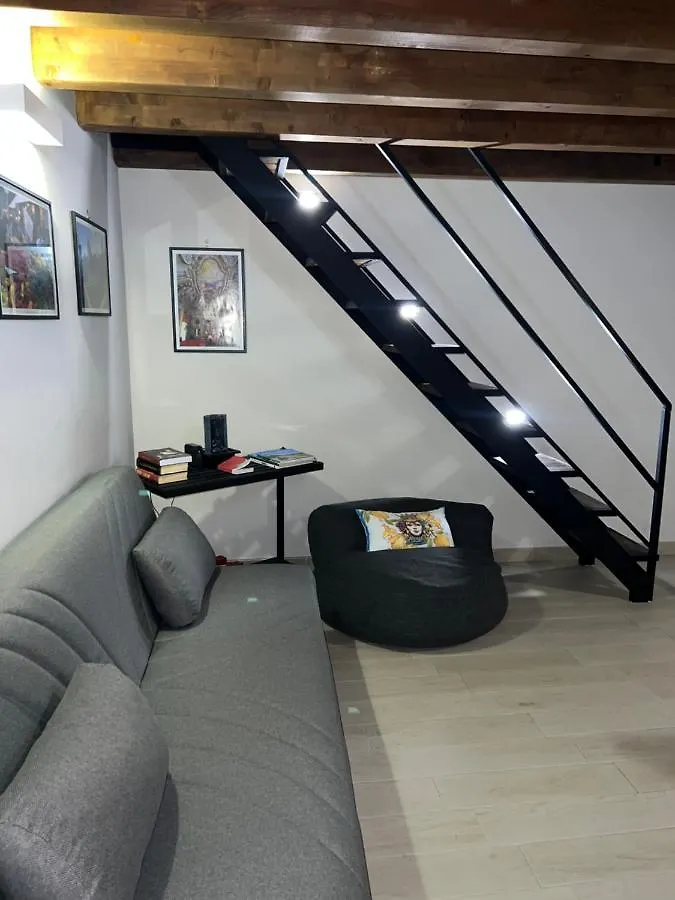 Gdm Central Apartment Palermo 0*,