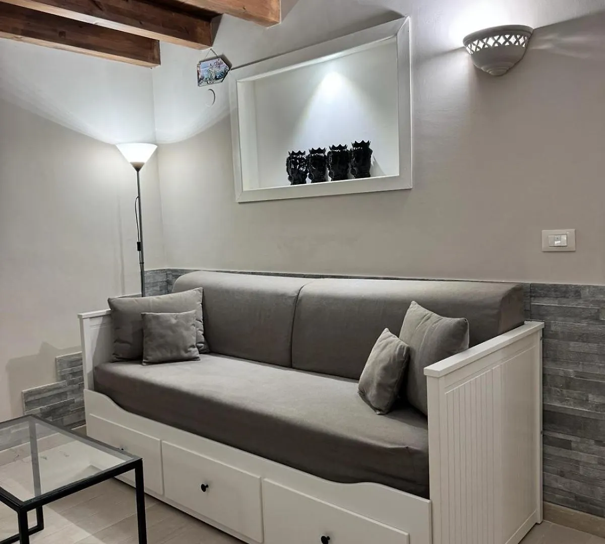 Gdm Central Apartment Palermo Italy