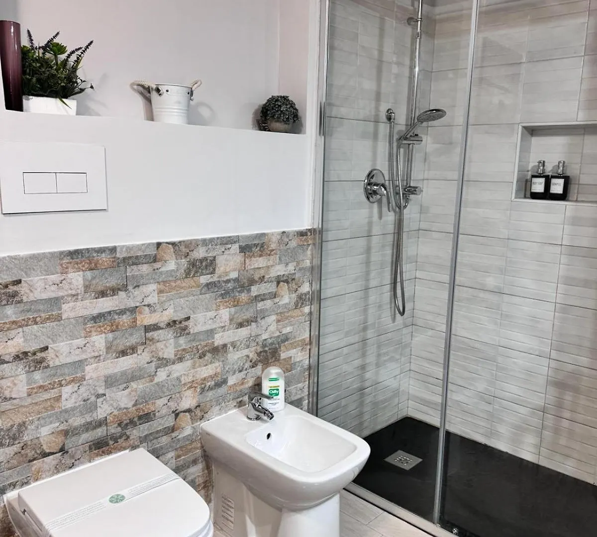 Gdm Central Apartment Palermo 0*,  Italy